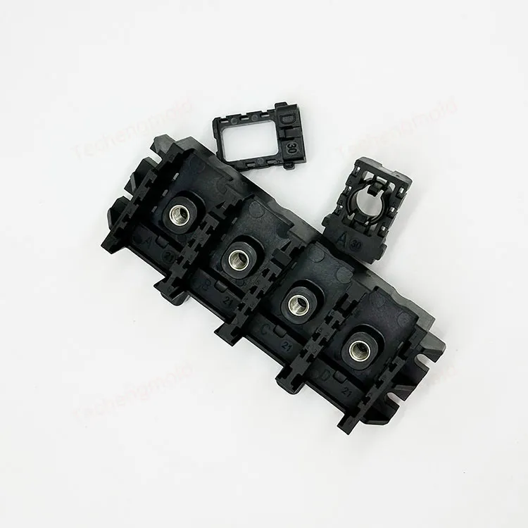 特诚科技PA66精密注塑件实拍 1